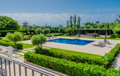 Resale - House - Detached Villa - Marbella - Guadalmina Alta