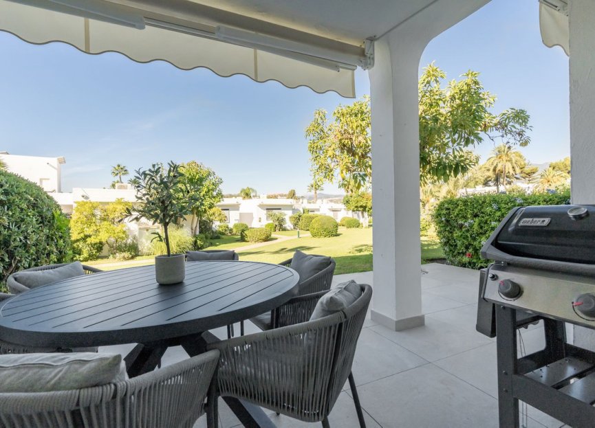 Resale - Ground floor apartment - Marbella - Nueva Andalucia