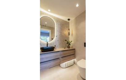 Resale - Ground floor apartment - Marbella - Nueva Andalucia