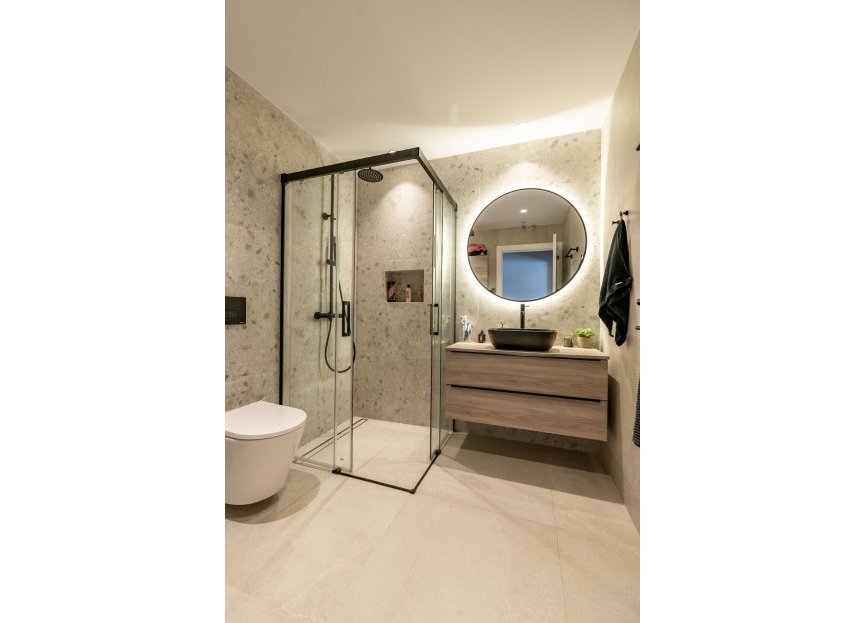 Resale - Ground floor apartment - Marbella - Nueva Andalucia