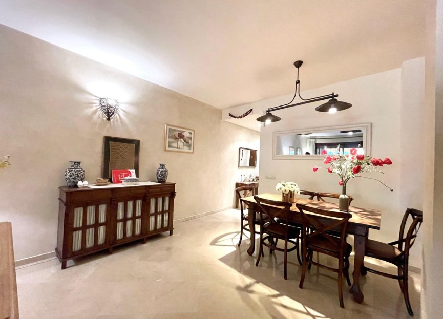 Resale - Ground floor apartment - Marbella - Los Monteros