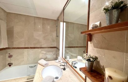 Resale - Ground floor apartment - Marbella - Los Monteros