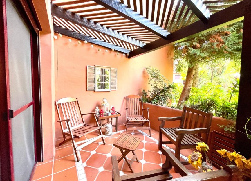 Resale - Ground floor apartment - Marbella - Los Monteros