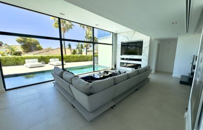 Resale - House - Detached Villa - Marbella - Los Monteros