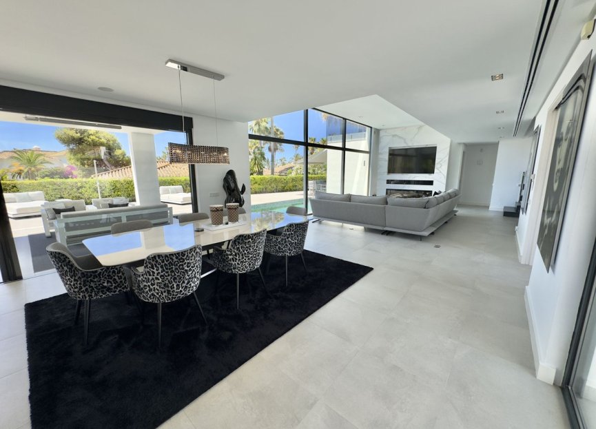 Resale - House - Detached Villa - Marbella - Los Monteros