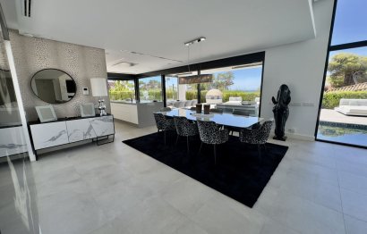 Resale - House - Detached Villa - Marbella - Los Monteros