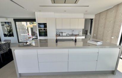 Resale - House - Detached Villa - Marbella - Los Monteros