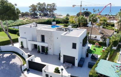 Resale - House - Detached Villa - Marbella - Los Monteros