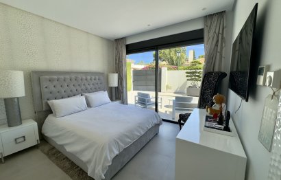 Resale - House - Detached Villa - Marbella - Los Monteros