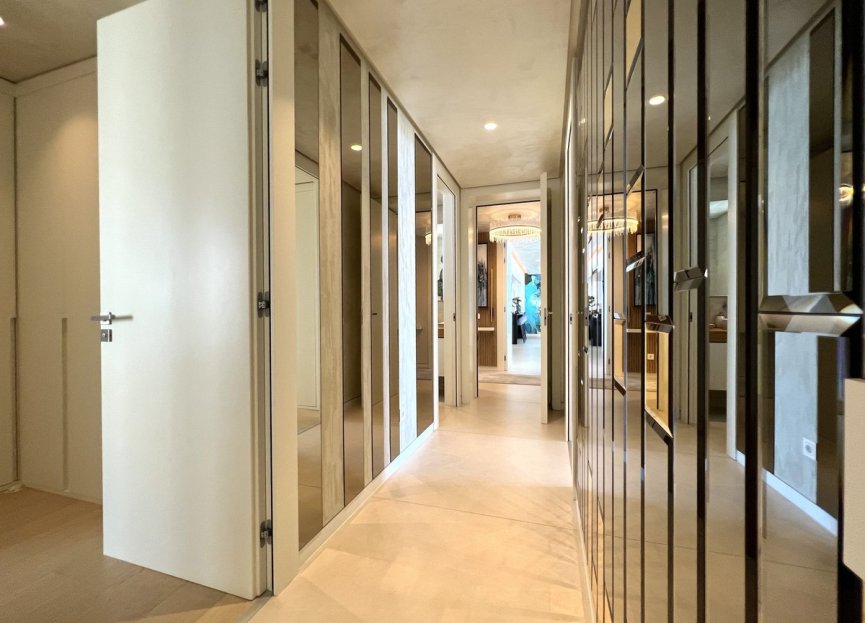 Resale - Apartment - Penthouse - Marbella - Marbella Centro