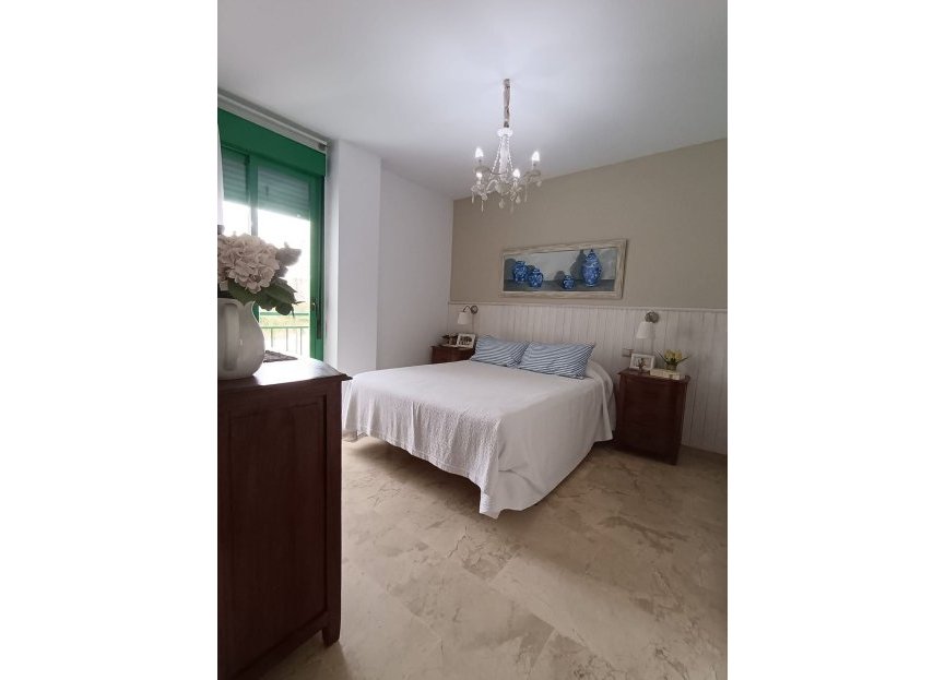Reventa - Apartment - Middle Floor Apartment - Estepona - Estepona Centro