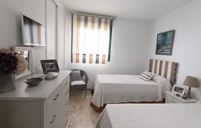 Reventa - Apartment - Middle Floor Apartment - Estepona - Estepona Centro