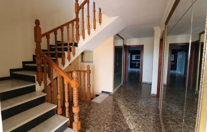 Resale - House - Semi-Detached House - Marbella - Marbella Centro