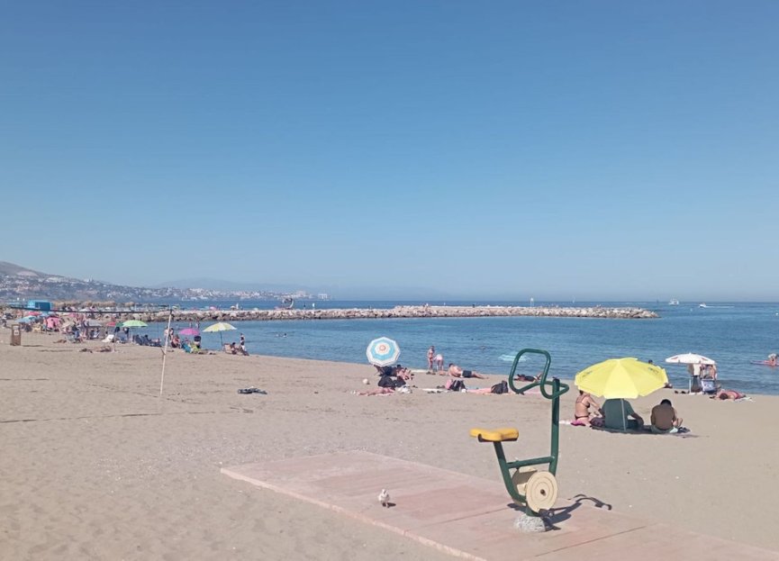 Resale - Apartment - Middle Floor Apartment - Fuengirola - Fuengirola Centro