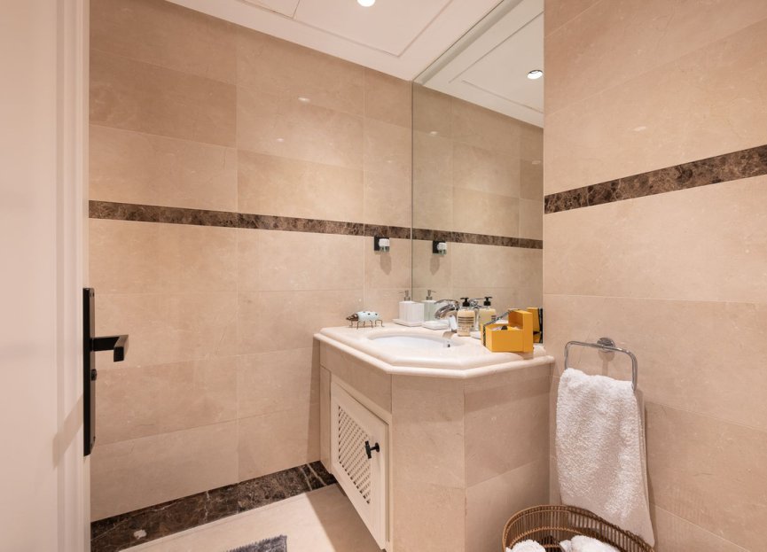 Resale - Ground floor apartment - Marbella - Aloha