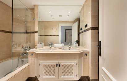 Resale - Ground floor apartment - Marbella - Aloha