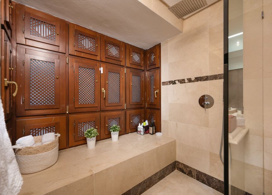 Resale - Ground floor apartment - Marbella - Aloha