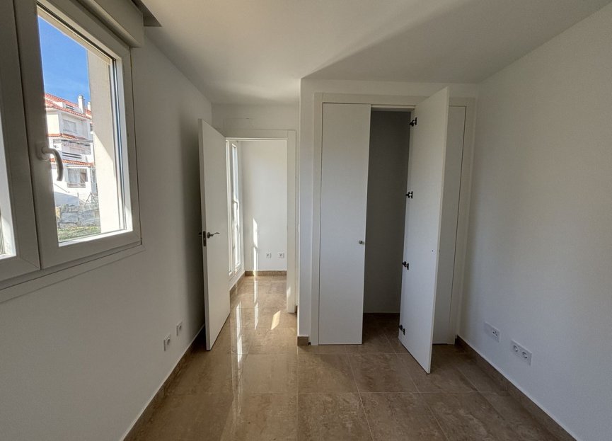 Resale - Apartment - Penthouse - Manilva - La Duquesa