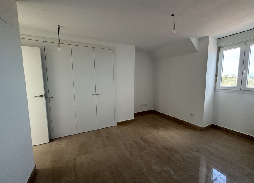 Resale - Apartment - Penthouse - Manilva - La Duquesa