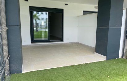 Resale - Ground floor apartment - Estepona - Estepona Centro