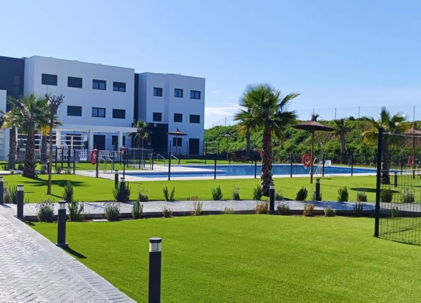 Resale - Ground floor apartment - Estepona - Estepona Centro