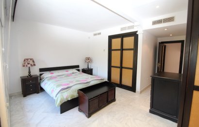 Resale - House - Semi-Detached House - Marbella - The Golden Mile