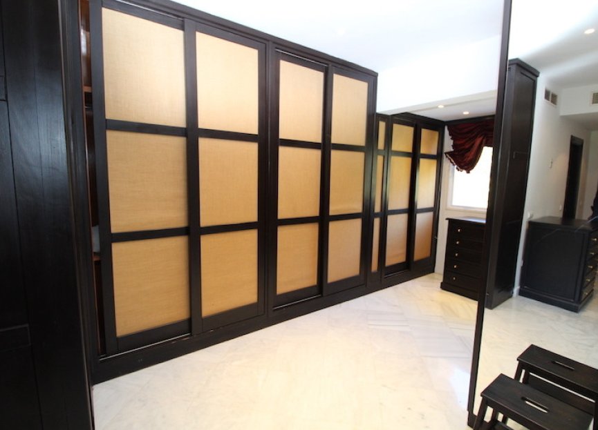 Resale - House - Semi-Detached House - Marbella - The Golden Mile