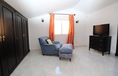 Resale - House - Semi-Detached House - Marbella - The Golden Mile