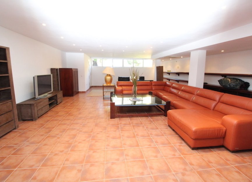 Resale - House - Semi-Detached House - Marbella - The Golden Mile