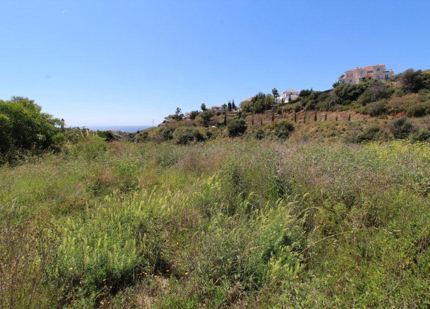 Reventa - Plot - Residential Plot - Marbella - El Rosario