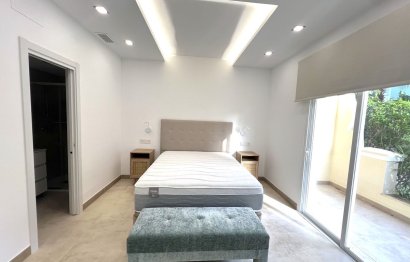 Resale - Ground floor apartment - Marbella - Puerto Banús