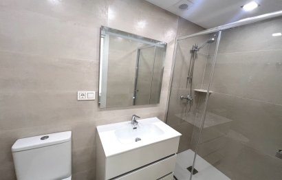 Resale - Ground floor apartment - Marbella - Puerto Banús