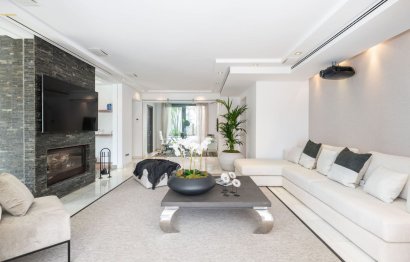 Resale - House - Detached Villa - Marbella - Nueva Andalucia