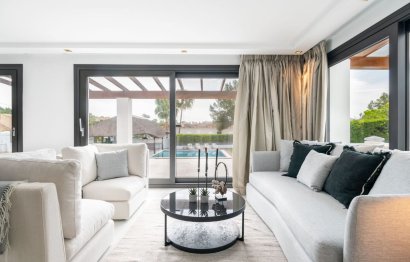 Resale - House - Detached Villa - Marbella - Nueva Andalucia