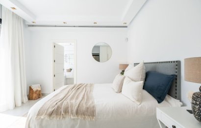 Resale - House - Detached Villa - Marbella - Nueva Andalucia