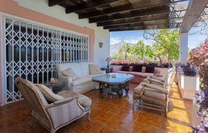 Resale - House - Detached Villa - Marbella - Nueva Andalucia