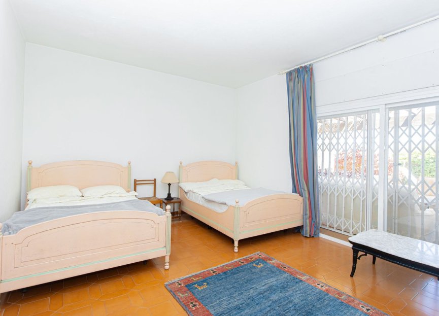 Resale - House - Detached Villa - Marbella - Nueva Andalucia