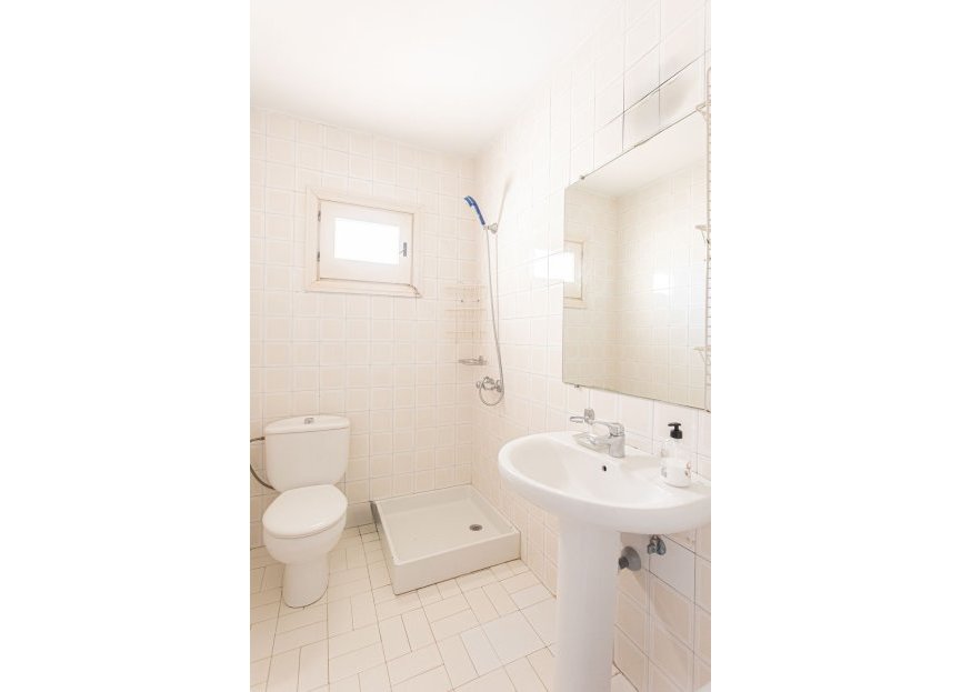 Resale - House - Detached Villa - Marbella - Nueva Andalucia