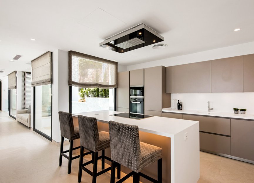 Reventa - House - Detached Villa - Benahavís - Benahavís Centro