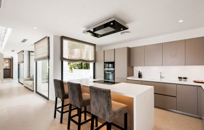 Reventa - House - Detached Villa - Benahavís - Benahavís Centro