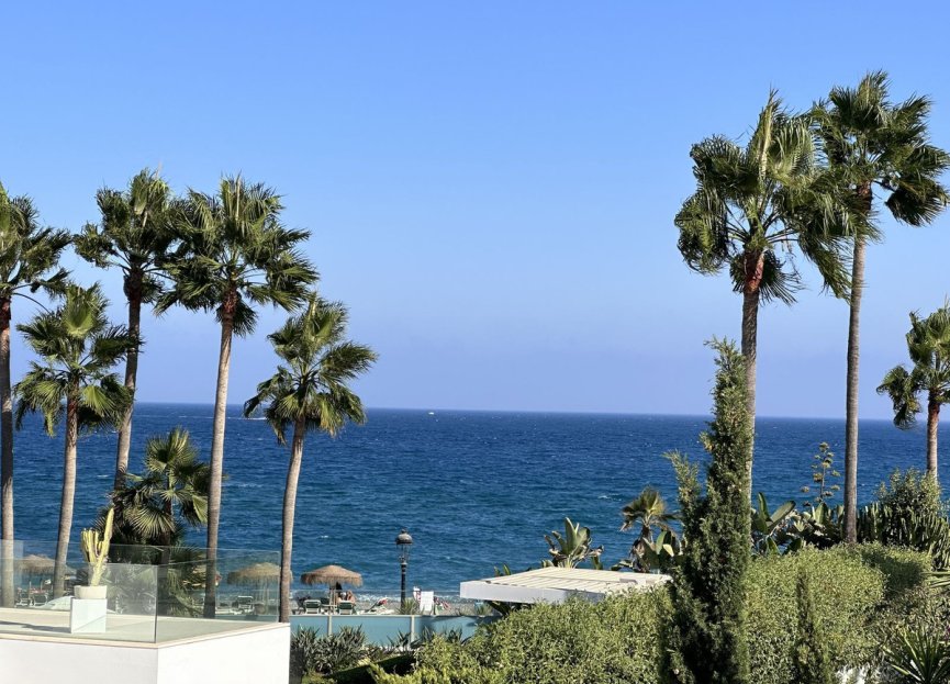 Resale - House - Detached Villa - Marbella - Puerto Banús