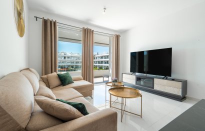 Resale - Apartment - Middle Floor Apartment - Estepona - Estepona Centro