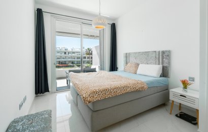 Resale - Apartment - Middle Floor Apartment - Estepona - Estepona Centro