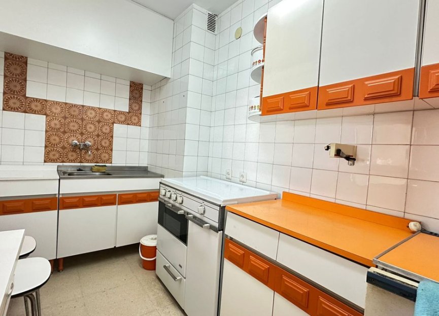 Resale - Apartment - Middle Floor Apartment - Marbella - Marbella Centro