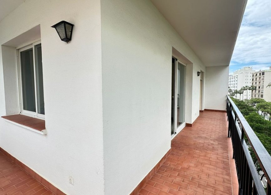 Resale - Apartment - Middle Floor Apartment - Marbella - Marbella Centro