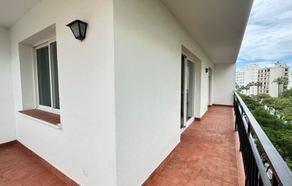 Resale - Apartment - Middle Floor Apartment - Marbella - Marbella Centro