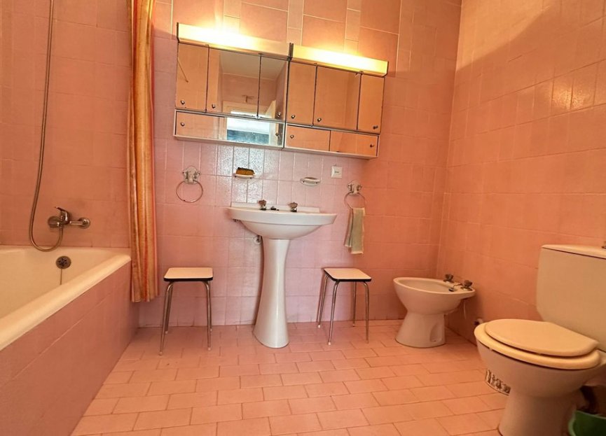 Resale - Apartment - Middle Floor Apartment - Marbella - Marbella Centro