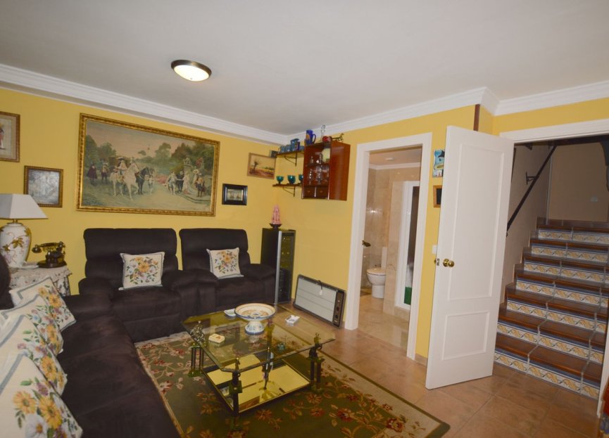 Resale - House - Townhouse - Marbella - Altos de los Monteros