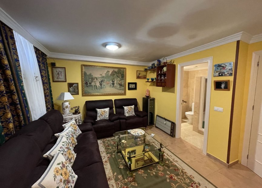 Resale - House - Townhouse - Marbella - Altos de los Monteros