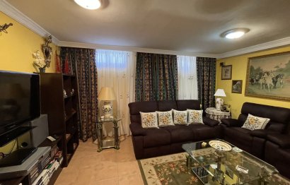 Resale - House - Townhouse - Marbella - Altos de los Monteros